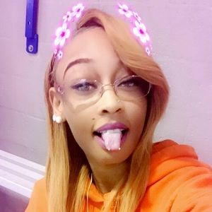 Meet your Posher, Ash